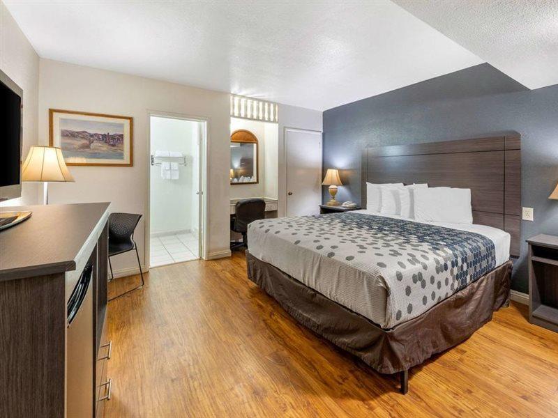 Econo Lodge On Historic Route 66 Barstow Extérieur photo