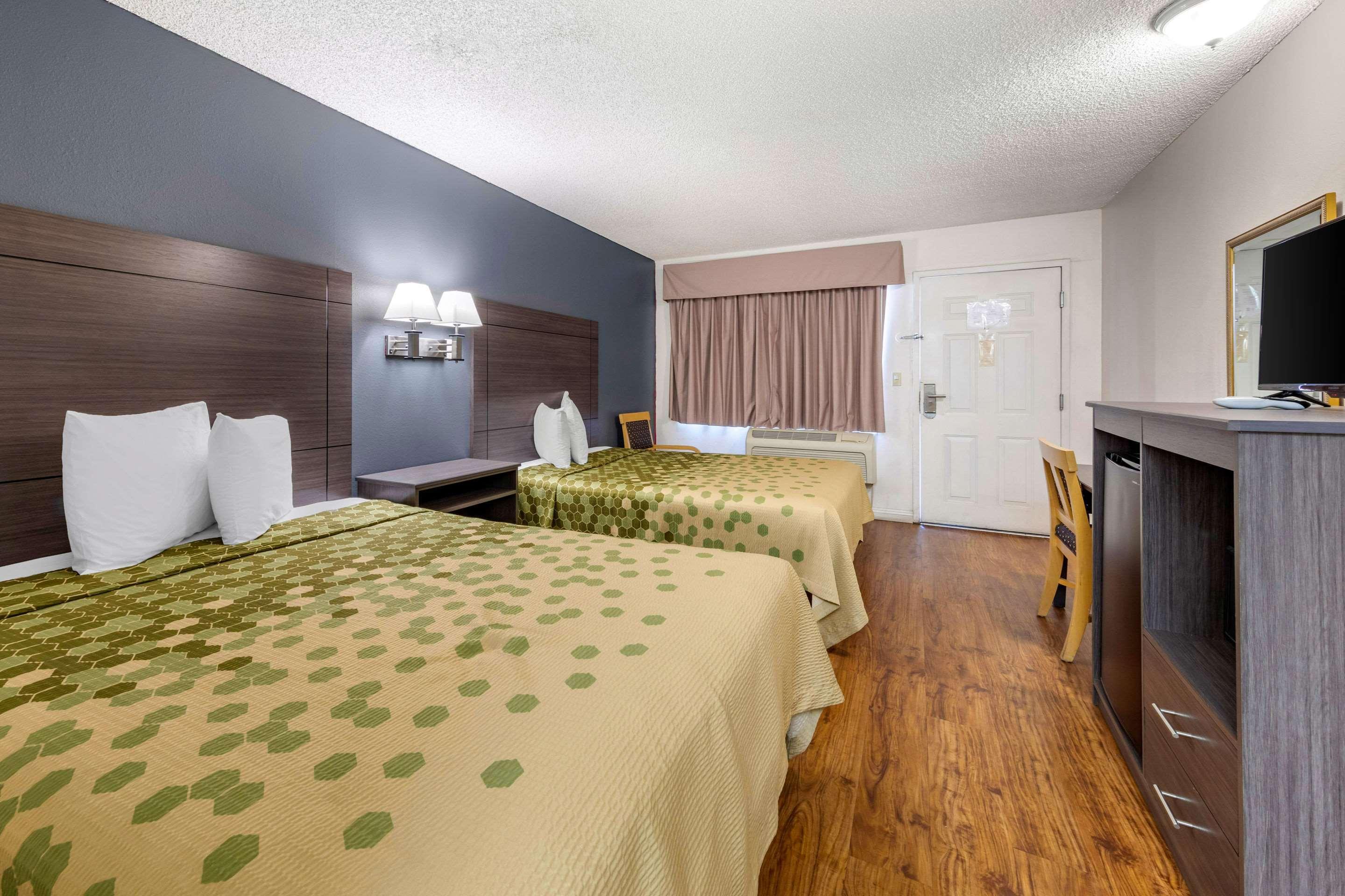 Econo Lodge On Historic Route 66 Barstow Extérieur photo