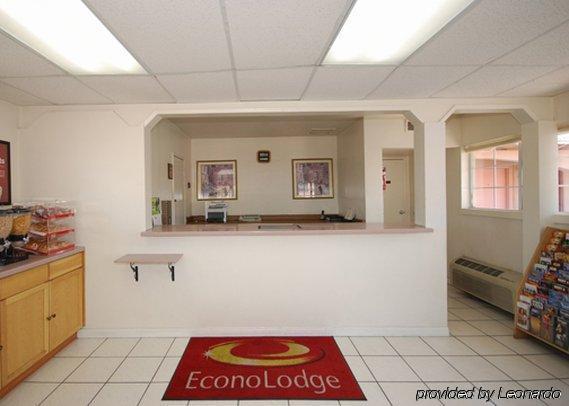 Econo Lodge On Historic Route 66 Barstow Intérieur photo