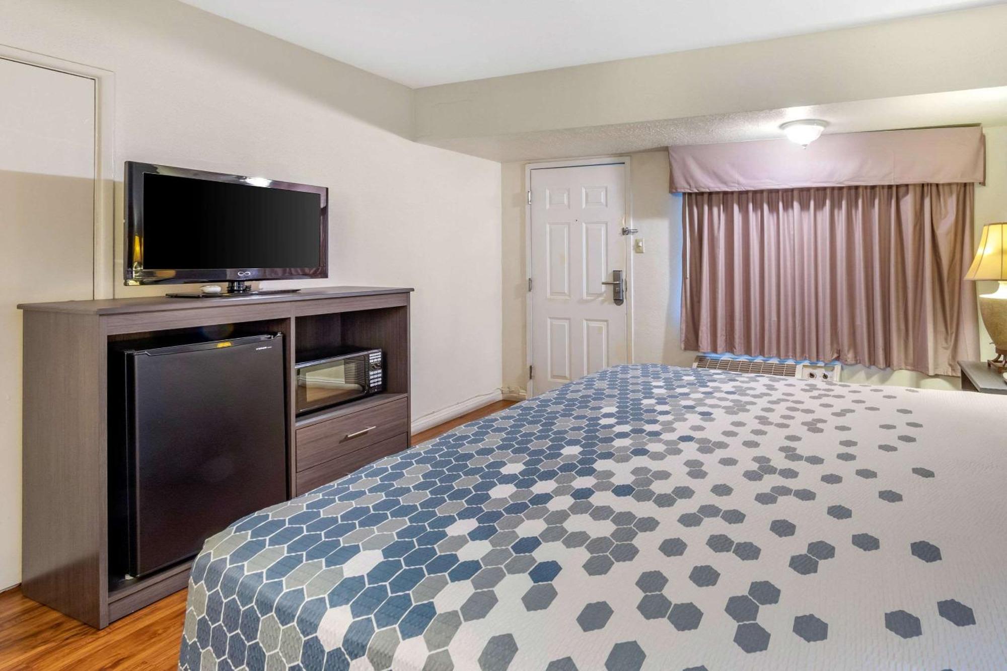 Econo Lodge On Historic Route 66 Barstow Extérieur photo
