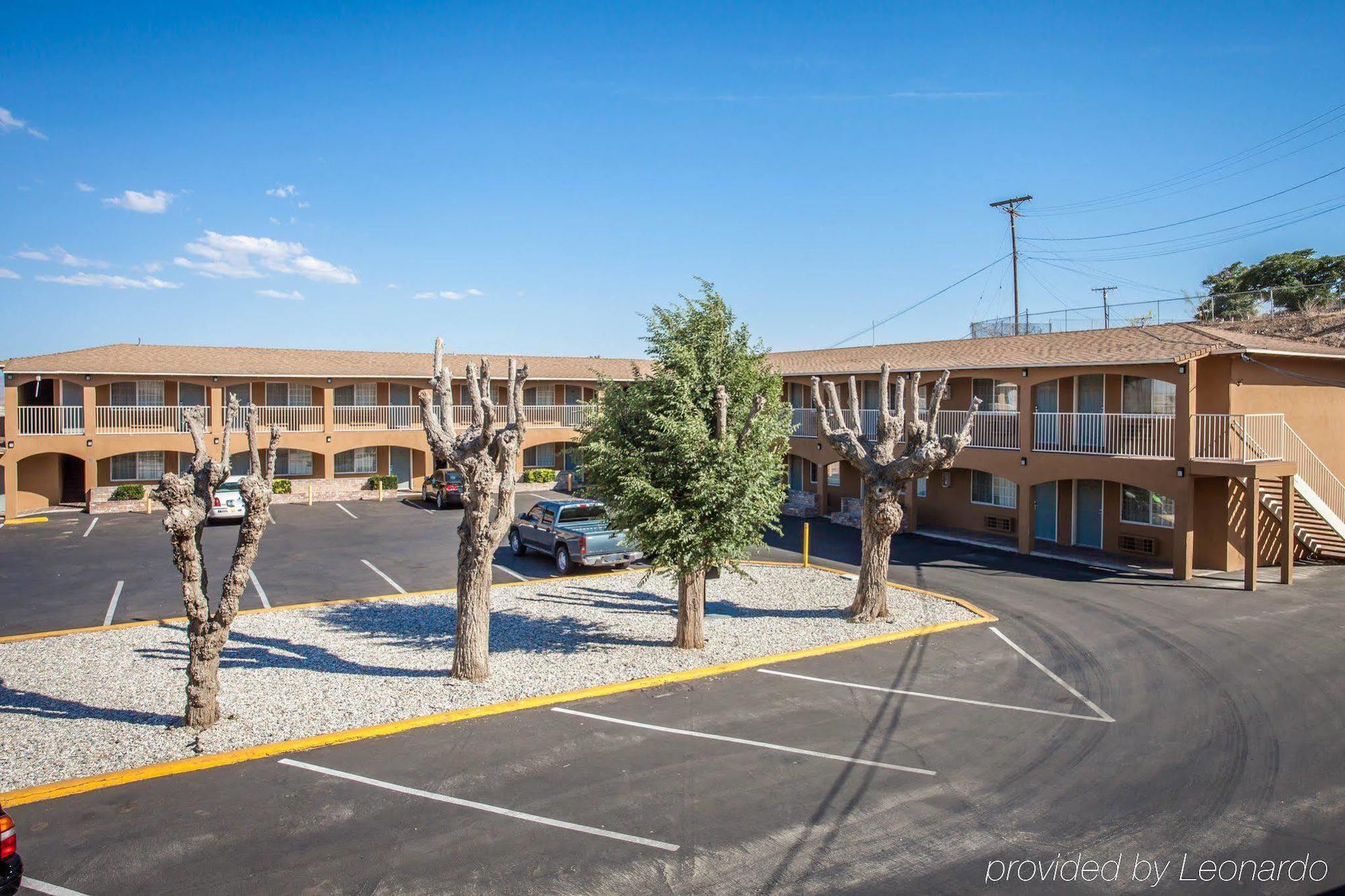 Econo Lodge On Historic Route 66 Barstow Extérieur photo