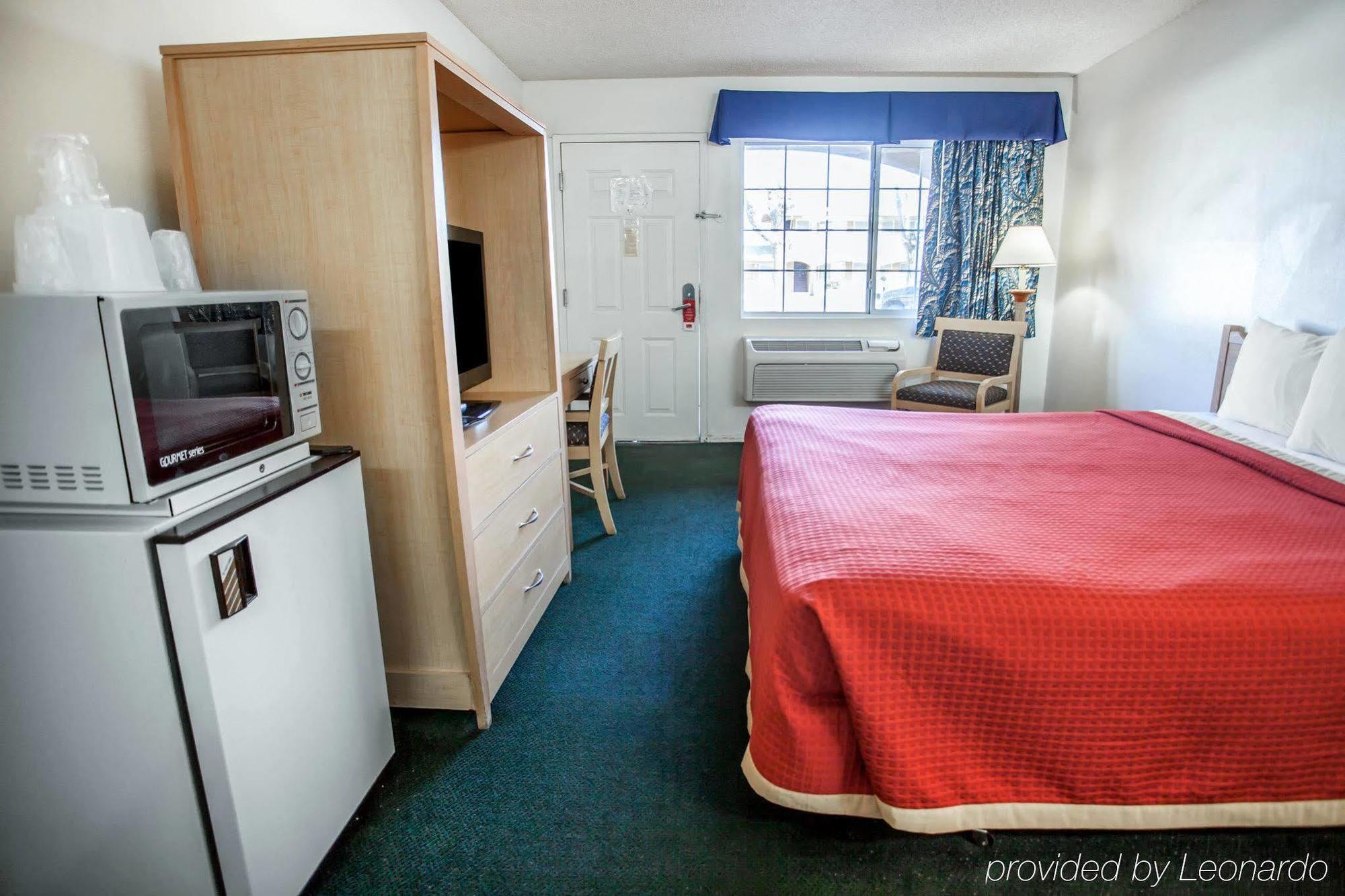 Econo Lodge On Historic Route 66 Barstow Extérieur photo