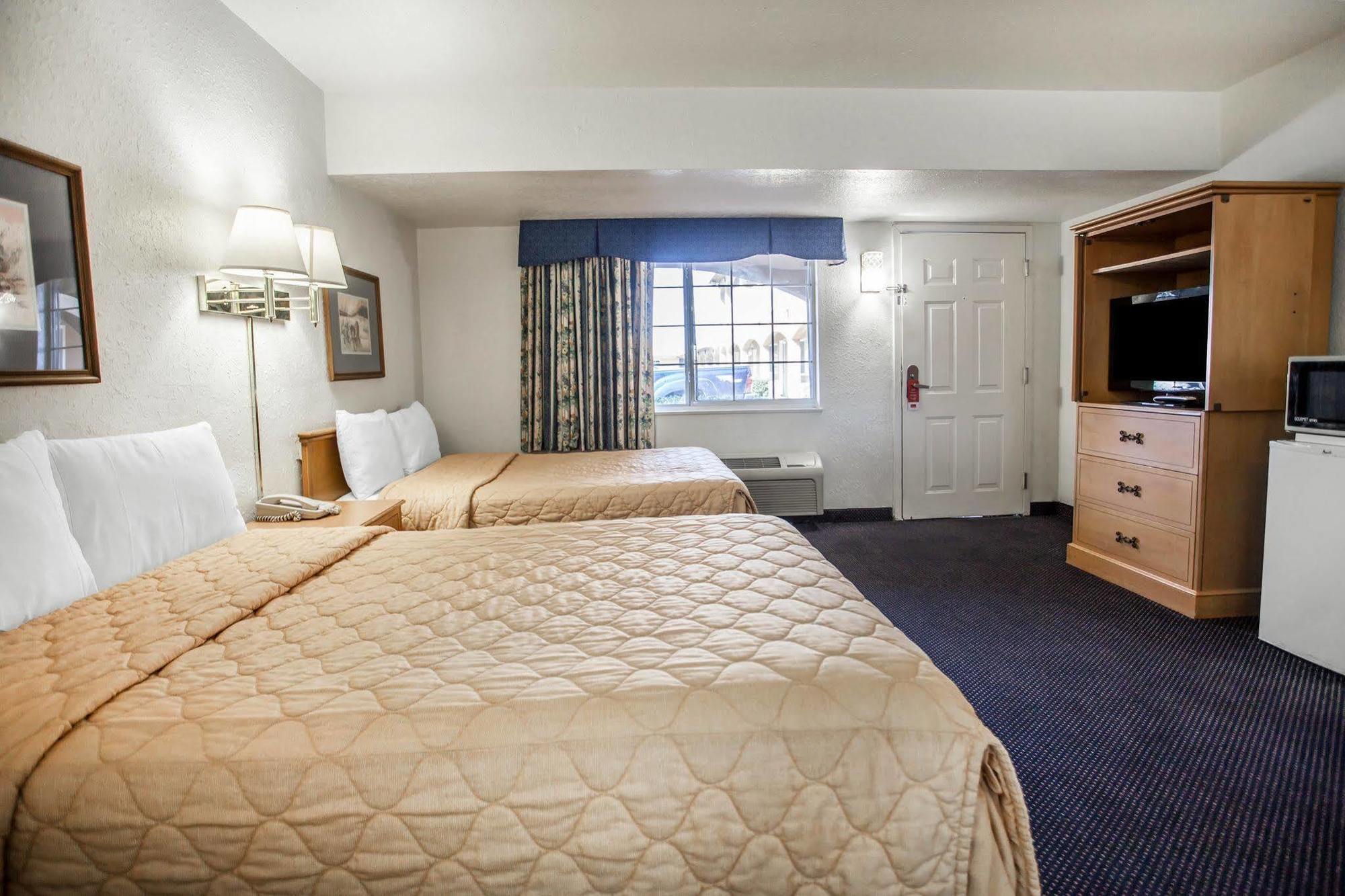 Econo Lodge On Historic Route 66 Barstow Extérieur photo