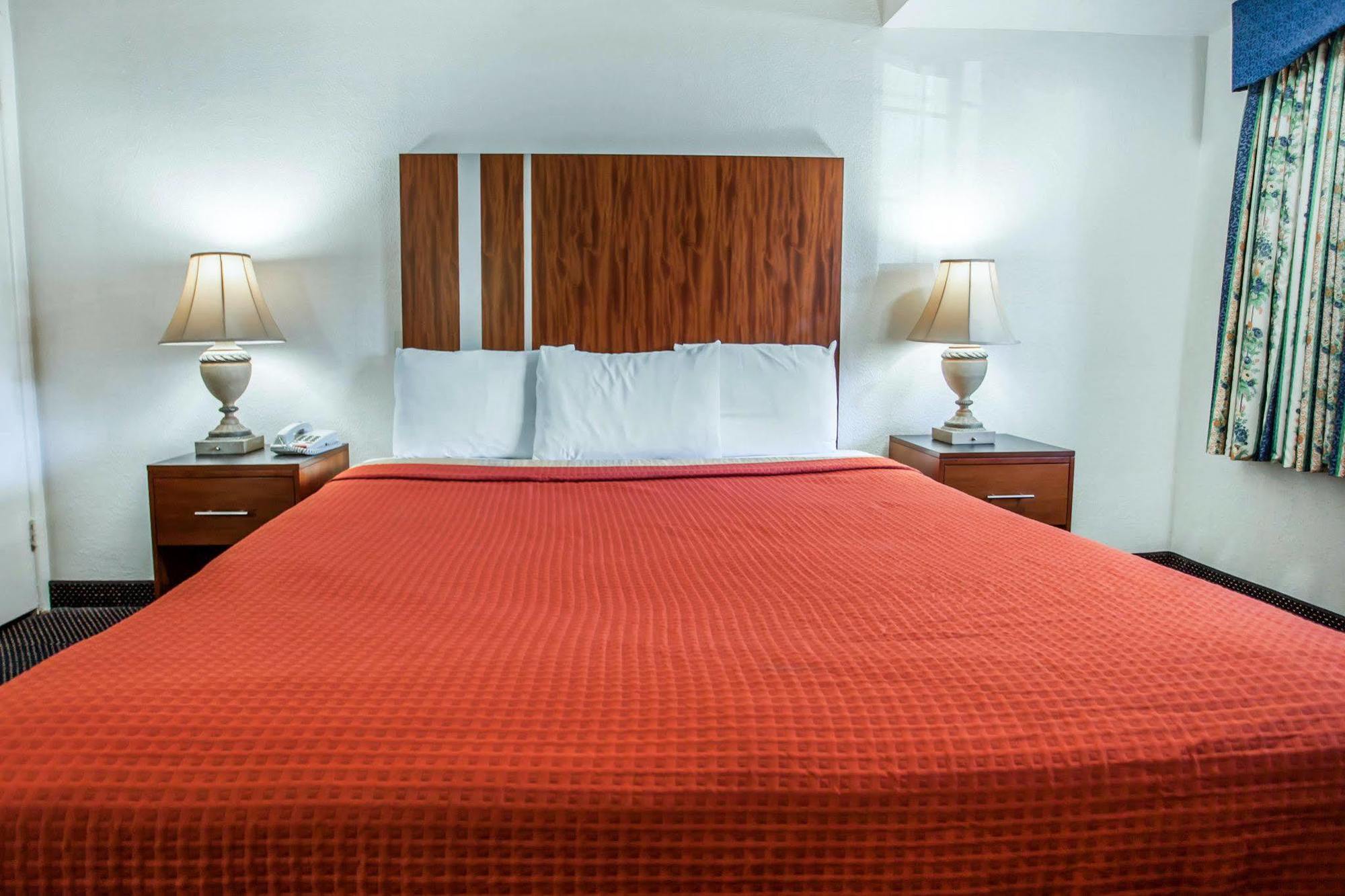 Econo Lodge On Historic Route 66 Barstow Extérieur photo